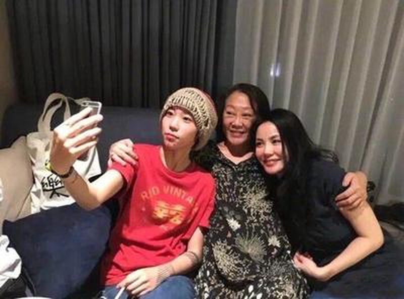 窦靖童